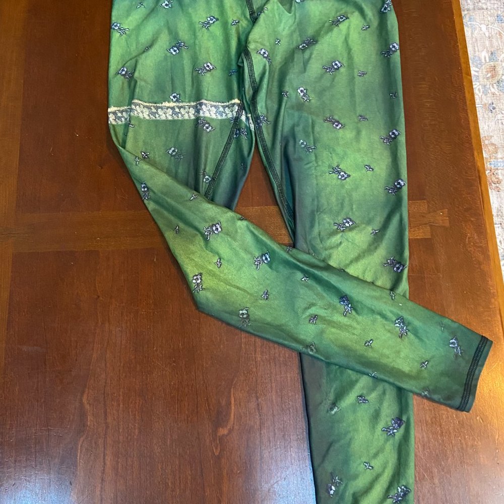 TEEKI YOGA LEGGINS